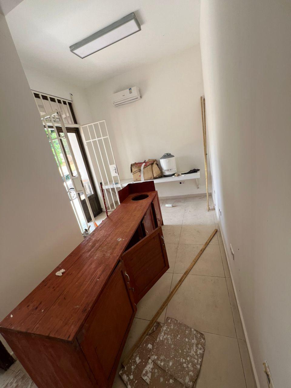 Boutique à louer à la Cité des Flamboyants – Brazzaville à Brazzaville