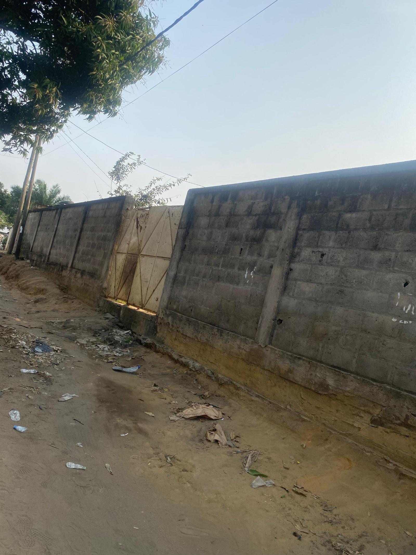 Demi parcelle à Brazzaville