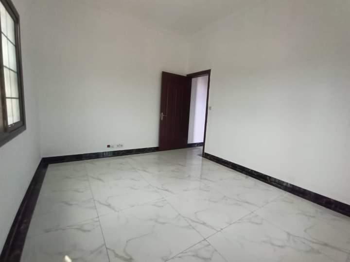 Appartement F3 à louer à Bacongo – Brazzaville | Proche Marché Yougos à Brazzaville