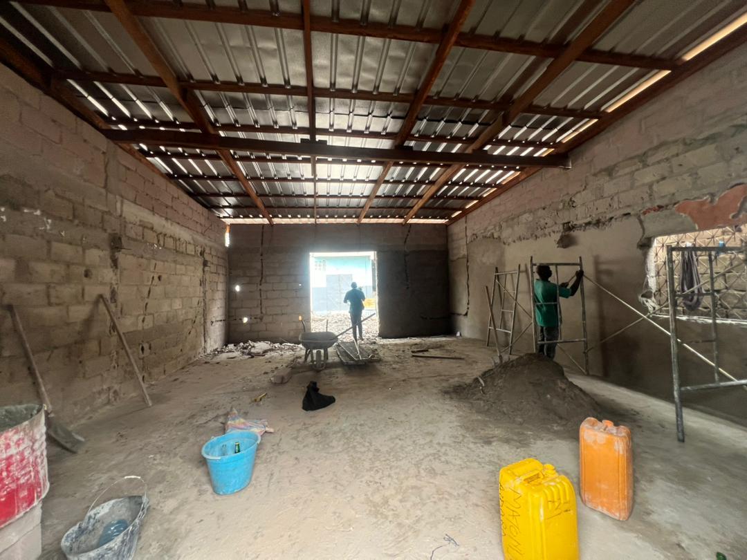 3 GRANDS DÉPÔTS À LOUER – Brazzaville à Brazzaville