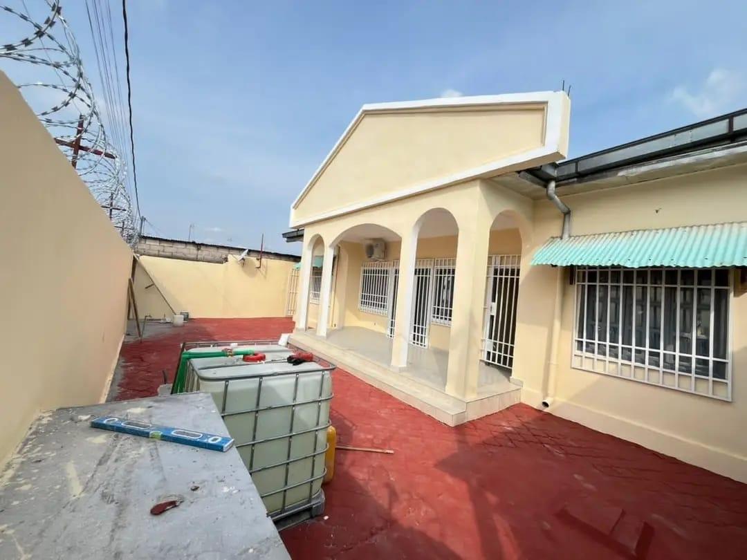 👇  🏡 Maison de plain-pied à louer à Talangaï – Brazzaville (3 chambres, parcelle individuelle) à Brazzaville