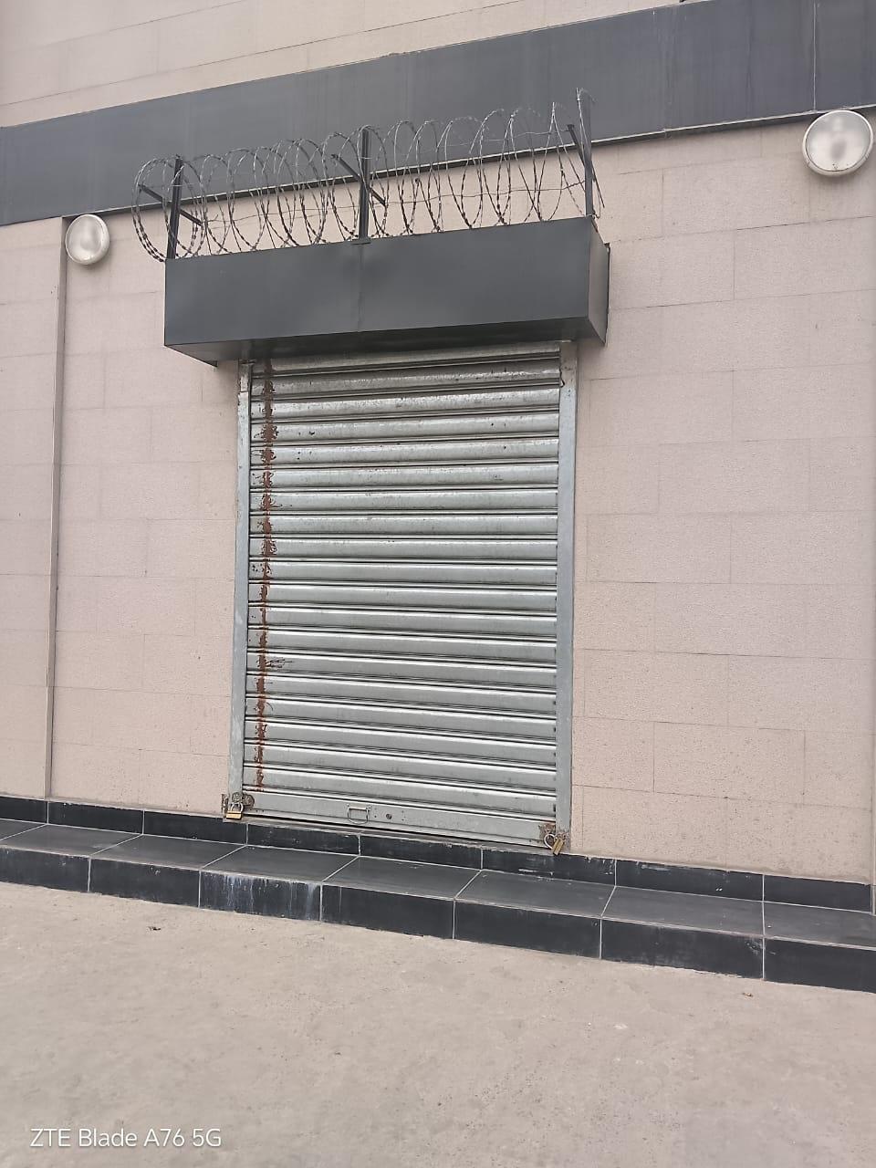 BELLE BOUTIQUE À LOUER – BRAZZAVILLE (MOUNGALI)